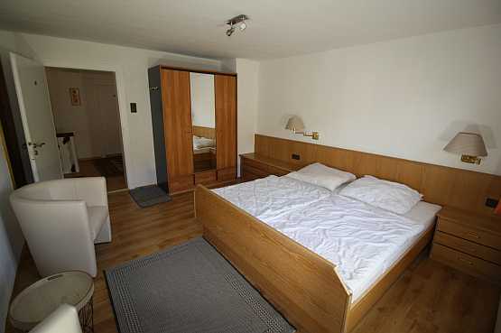 Zimmer 4 (2 Betten)